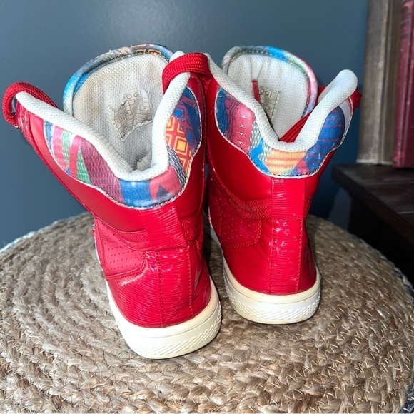 COOGI Vintage High Top Red Sneakers - Picture 5 of 12